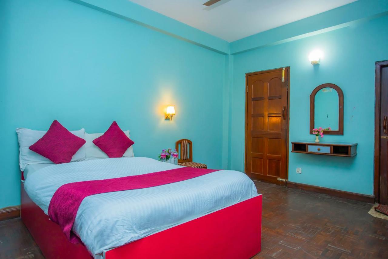 Spot On 445 New Hotel Natureland Pokhara Eksteriør bilde