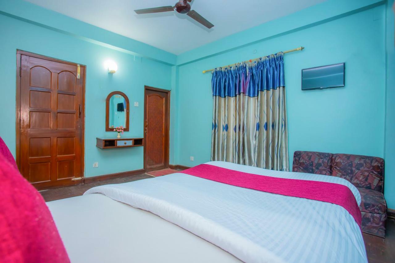 Spot On 445 New Hotel Natureland Pokhara Eksteriør bilde